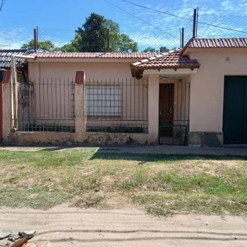 CASA EN VENTA MORENO NORTE