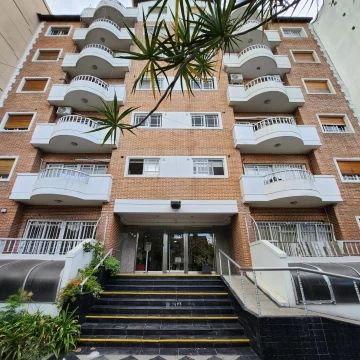 Departamento 5 ambientes venta Ramos Mejia