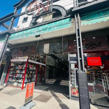 Local galeria Naonis Venta