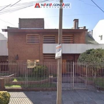 PROPIEDAD EN VILLA SARMIENTO-