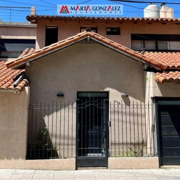 casa en venta frente al colegio ward