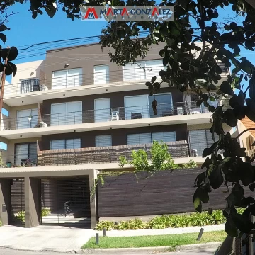 VENTA 2 AMB  COCHERA PISCINA PARRILLA