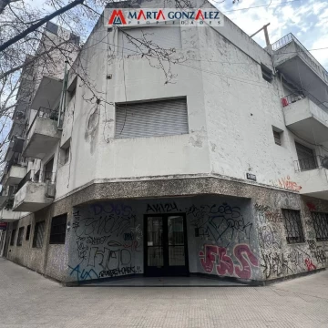 VENTA. 3 AMBIENTES CON COCHERA. RAMOS MEJIA