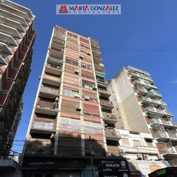 ramos mejia norte, mono ambiente con patio