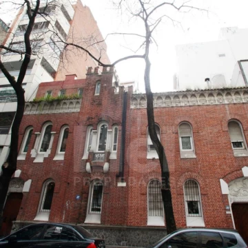 Casa estilo inglés, 5 ambientes | Belgrano | Venta con Renta