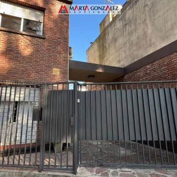 zona ward 3 ambientes con cochera