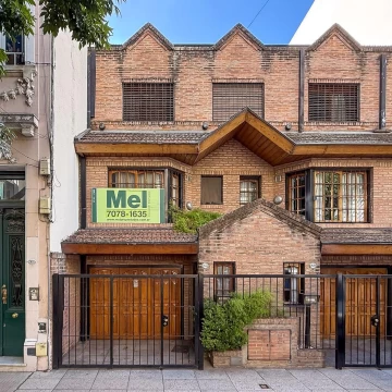 VENTA  TRIPLEX EN NUÑEZ CON COCHERA DOBLE