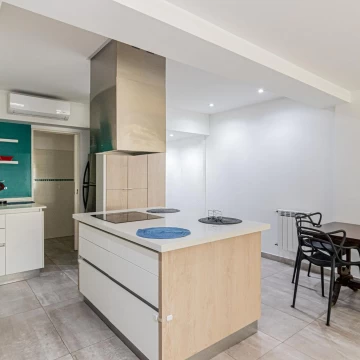 3 ambientes - Recoleta - Venta