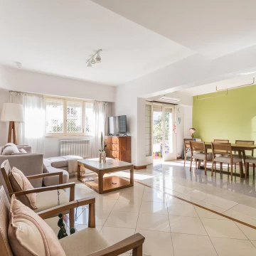 Semipiso 4 Ambientes en Esquina con Balcón, Súper Luminoso, 3 Dormitorios   Baulera – Caballito