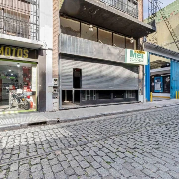 Terreno amplio Lote con Triple frente en Venta. Monserrat
