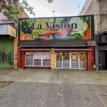 Terreno sobre avenida comercial | Venta, Villa del Parque