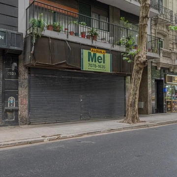 Local comercial - Barrio Norte - Venta con renta.