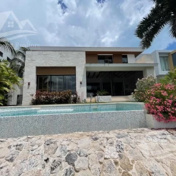 Casa en Venta en Canales