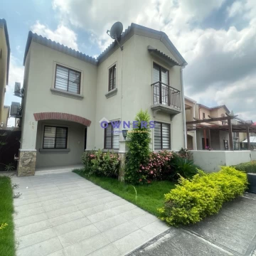 Casa en VENTA en Urb LA RIOJA 4 Dormt full acabados (JLR)