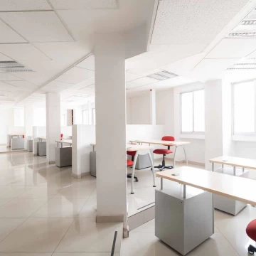 Oficinas Espaciosas En Doctores 