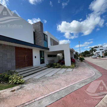 Casa en Venta en Lagos del Sol