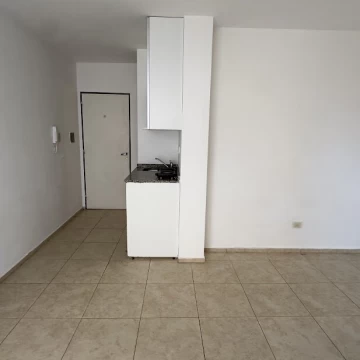 Alquiler: monoambiente en Arroyito Rio. Ideal uso profesional