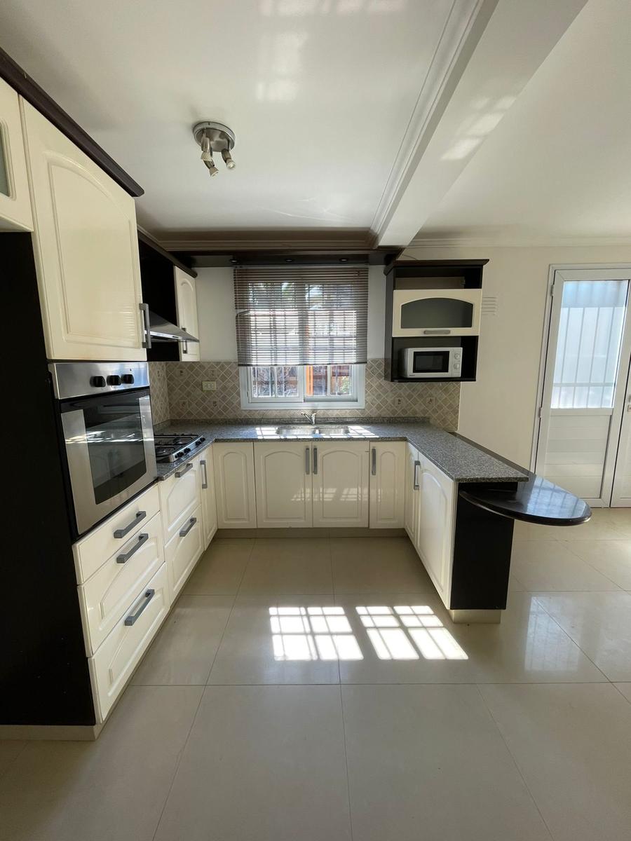 vista frontal cocina