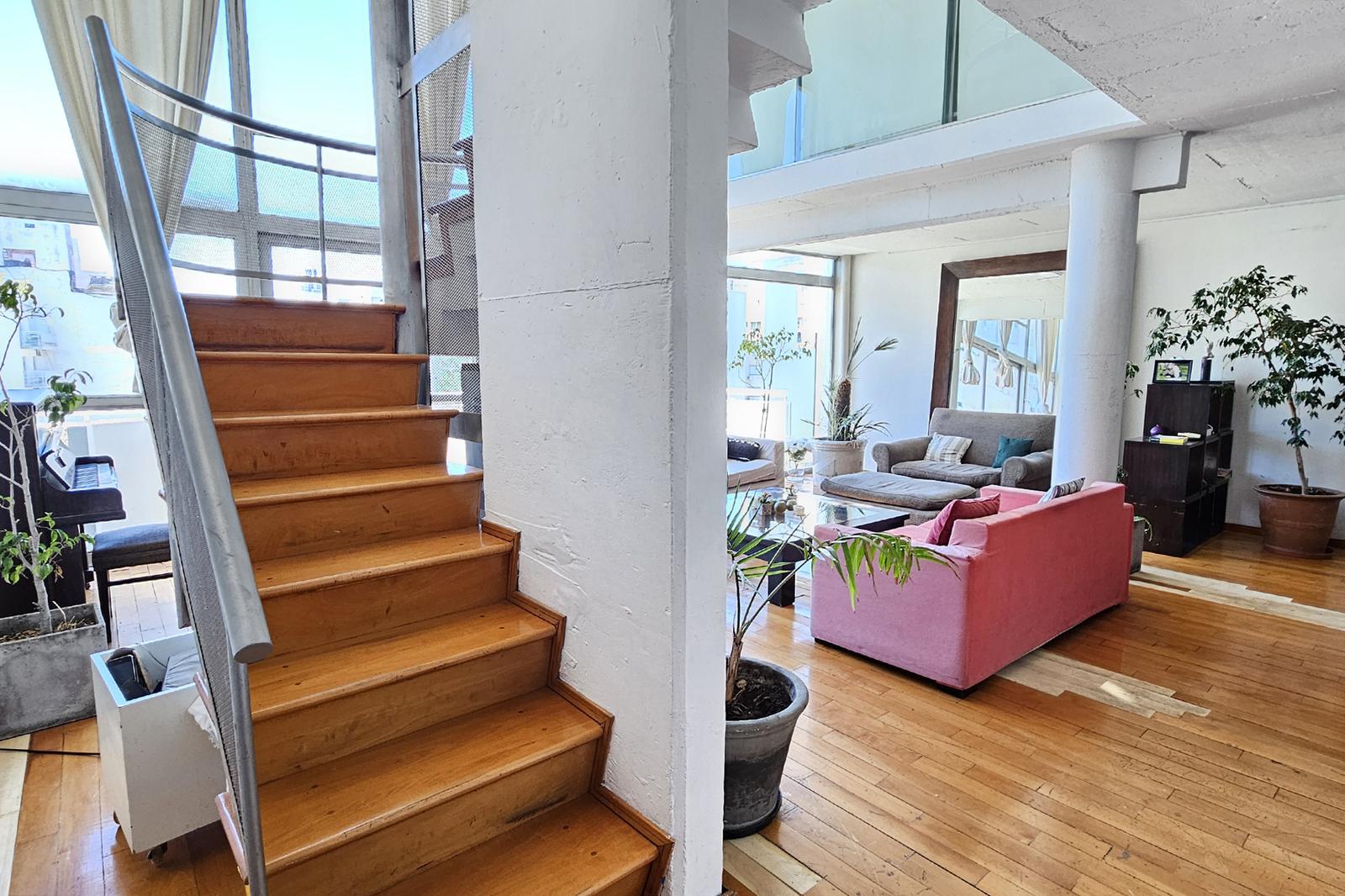 Living escalera
