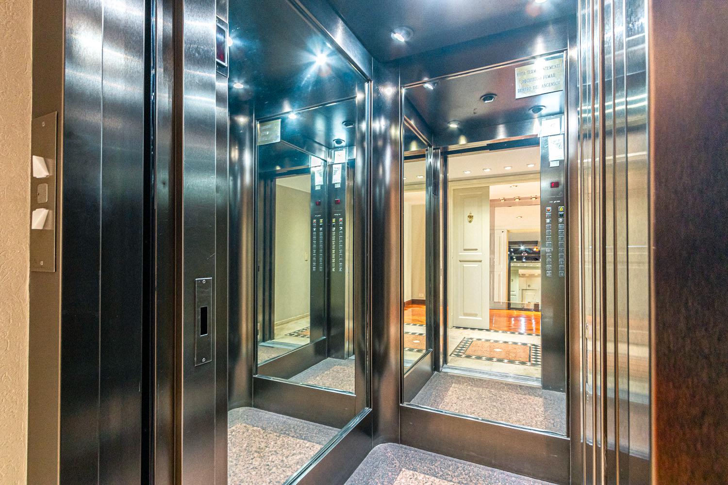 ascensor hall privado
