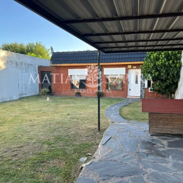 Casa en alquiler Ituzaingo Norte 3 ambientes