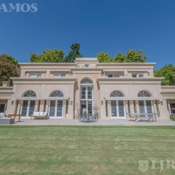 Casa en venta en Las Lomas - Schoenstatt