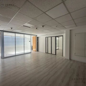 Oficina de  186 m2 en Alquiler - Puerto Madero