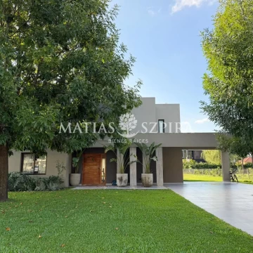 Propiedad en venta de 5 ambientes en Prados del Oeste