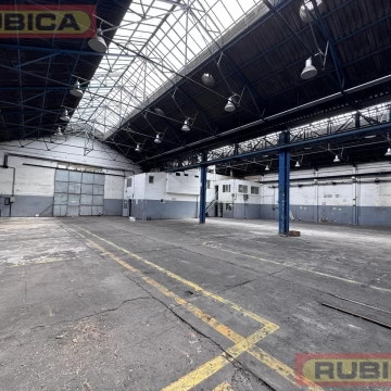 Alquiler o Venta Galpón  3300 m2