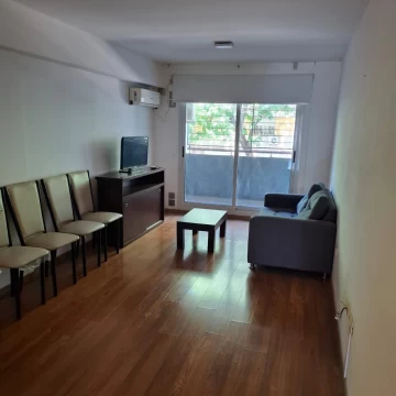 Departamento en venta c/ cochera en Abasto