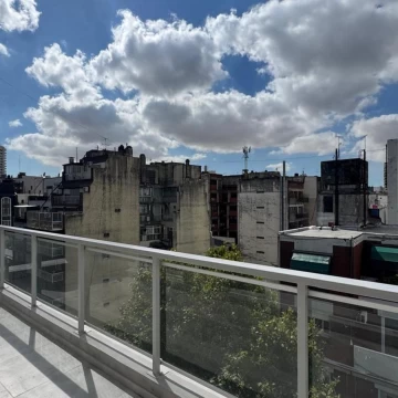 Venta - 3 ambientes con terraza- Recoleta