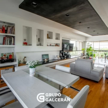 Increíble piso en Belgrano R con 2 cocheras