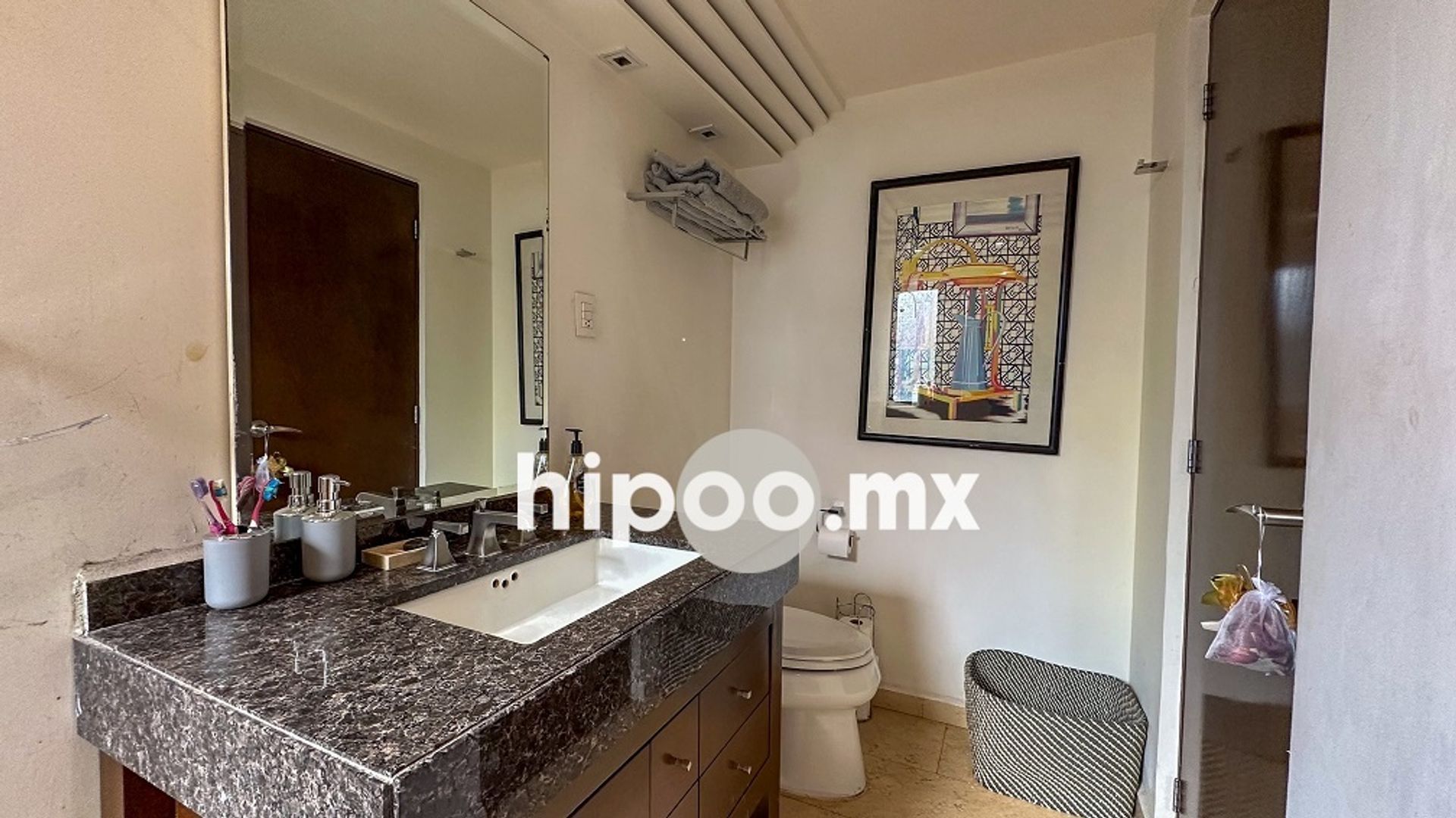 Baño Aux 1.jpg