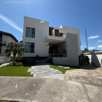 Casa en Venta en Canales