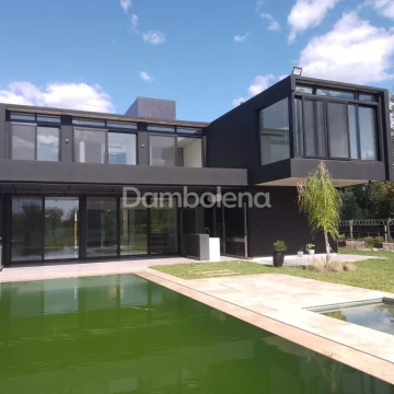 Casa  en Venta en Weston, Moreno