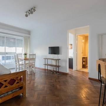 2 ambientes - Monserrat - Alquiler