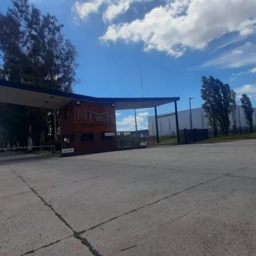 Venta Terreno industrial de 5700 m2 en Parque Industrial Moreno 1