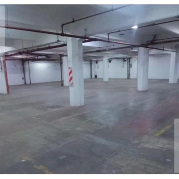 Depósito en Hurlingham