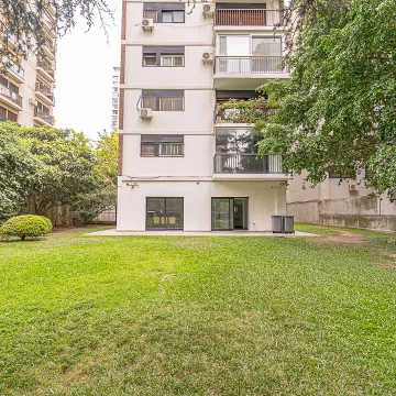 VENTA PISO BELGRANO CHICO ZONA EMBAJADAS COCHERA DOBLE JARDIN