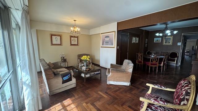 Living con vista a comedor