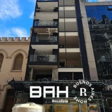VENTA | 2 Ambientes con Balcón vista frente – Recoleta