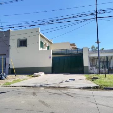 Alquiler Deposito de 465 m2  Avda. Belgrano Don Torcuato - Zona Industrial 1