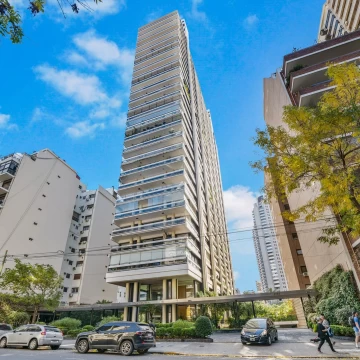 Venta Departamento 5 Ambientes con Dependencia, 2 Cocheras, Full Amenities. Palermo