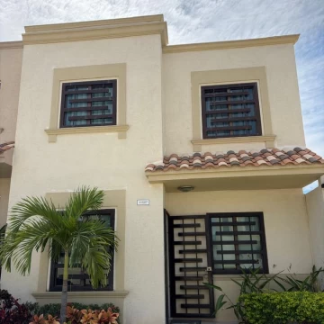 Casa en venta en stanza magnoli 2 Recámaras
