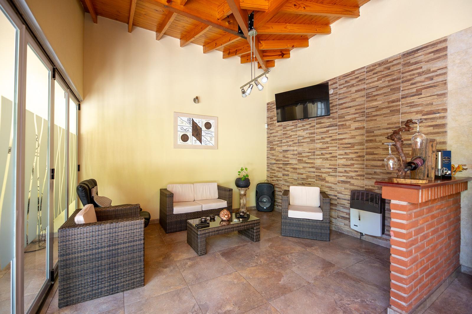 Sala living comedor integrado a cocina