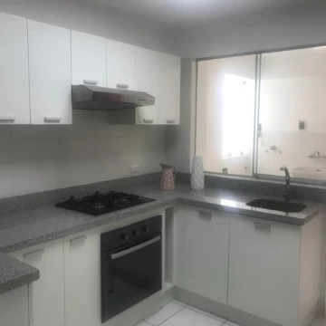 DEPARTAMENTO EN EL CORAZÓN DE MIRAFLORES - DPT 1201 (609-534-6 )