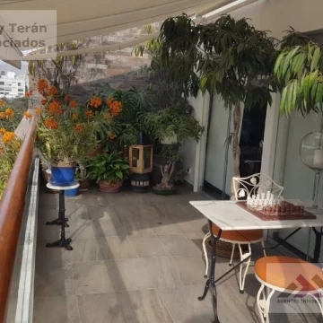 VENTA DE ELEGANTE PENTHOUSE FRENTE A PARQUE EN CHACARILLA