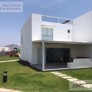 VENTA CASA DE PLAYA EN CONDOMINIO EN PLAYA KENTIA