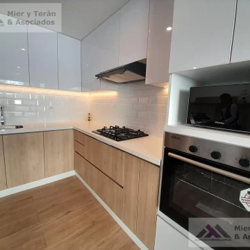 VENTA DEPARTAMENTO EN SURCO - DPT 605 (609-811-17)