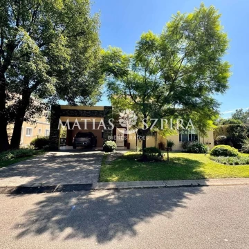 Casa en Venta Casco de Alvarez